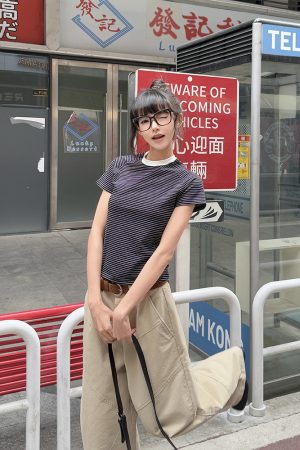 Women's Slim Fit Striped Shoulder T-Shirt, Short Sleeve, Versatile Top, American Vintage Style, Casual 90s Inspired Fashion