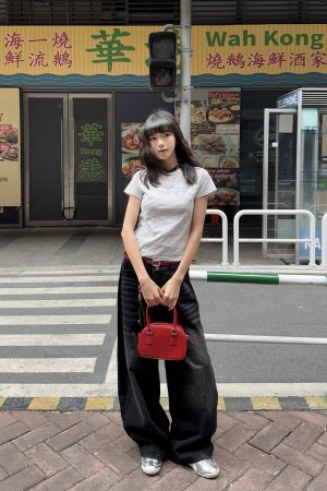 Women's Slim Fit Striped Shoulder T-Shirt, Short Sleeve, Versatile Top, American Vintage Style, Casual 90s Inspired Fashion