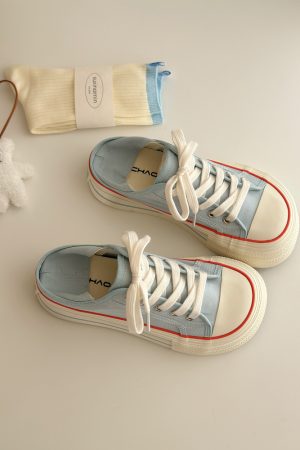 Women's Slip-On Canvas Shoes with Thick Sole - Round Toe, Summer 2025 Style, Comfy Lazy Fashion Footwear