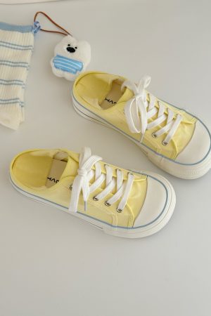 Women's Slip-On Canvas Shoes with Thick Sole - Round Toe, Summer 2025 Style, Comfy Lazy Fashion Footwear