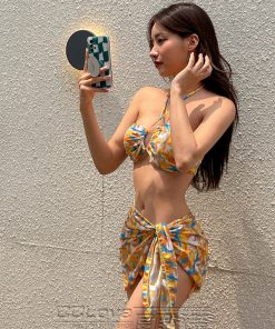 Women's Strapless Three-Piece Bikini Set for Small Bust - Gathered Design, Perfect for Beach Vacation and Hot Springs