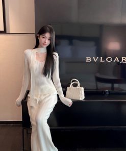 Women's Striped Ribbon V-Neck Knit Sweater - Cozy Winter Fashion Top