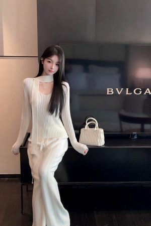 Women's Striped Ribbon V-Neck Knit Sweater - Cozy Winter Fashion Top