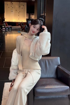 Women's Striped Ribbon V-Neck Knit Sweater - Cozy Winter Fashion Top