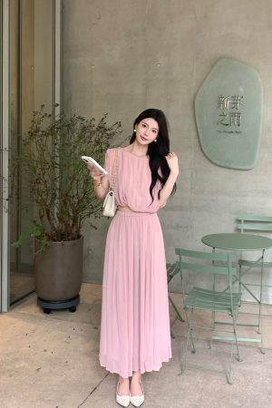 Women's Summer Two-Piece Outfit - Pink Chiffon Top and Skirt Set, Heartfelt Moon Shadow, Trendy Y2K Fashion