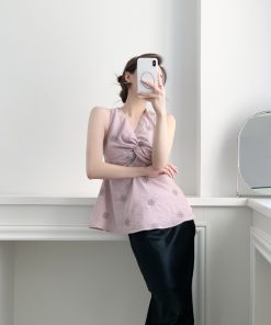 Women's Summer V-neck Twisted Knot Sleeveless Halter Top - Embroidered Cherry Blossom Design, Slim-Fit, Waist-Defining Style