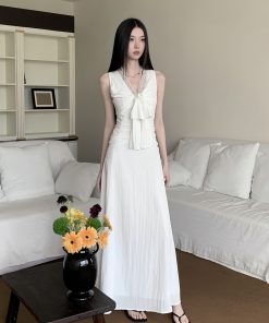 Women's Summer White French V-Neck Sleeveless Dress, Slim A-Line Long Skirt, Unique Niche Design, Elegant Casual Style
