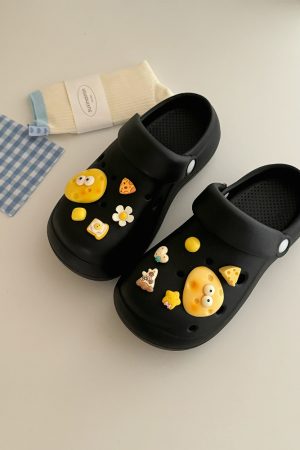 Women's Thick-Soled Two-in-One Half Slippers with Integrated Holes - Summer 2025 Outdoor Fashion Footwear