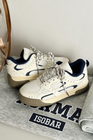 Women's Thick-Soled White Mesh Sneakers - Versatile American Style for Spring 2025 - Casual Y2K Student Footwear