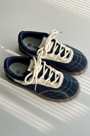 Women's Thick-Soled White Panel Shoes, 2025 Spring Versatile Niche Footwear, Soft Style for Casual and Trendy Looks