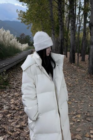 Women's Thick White Down Jacket - 90% Duck Down Winter Coat for Warmth - Stylish Winter Outerwear