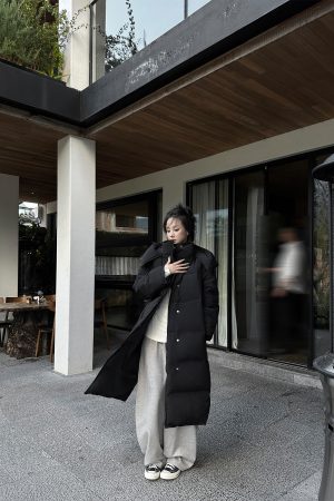 Women's Thick White Down Jacket - 90% Duck Down Winter Coat for Warmth - Stylish Winter Outerwear