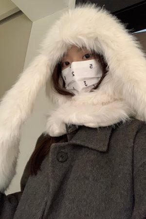 Women's Thickened Plush Hat and Scarf Set, Warm Fleece Neck Gaiter, Cute Winter Ear Protection, Cozy Two-Piece Accessory Set