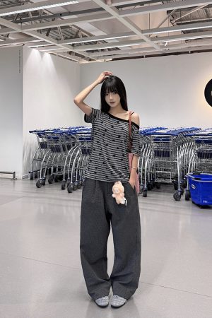 Women's Vintage Asymmetrical Shoulder T-Shirt - Relaxed Fit, Short Sleeve, Summer Style, European American Fashion