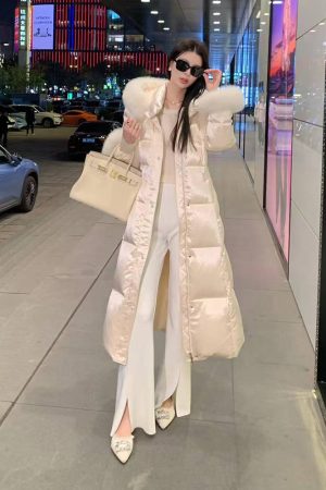 Women's White Duck Down Jacket with Fox Fur Collar - Thick Mid-Length Waist-Defining Winter Style 2025