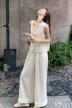Women's White Wood Ear Edge Vest and Wide-Leg Pants Set - 2025 Summer Lazy Style Two-Piece Outfit