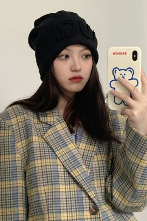 Women's Wool Knit Hat - Versatile Autumn/Winter Warm Cap, Face-Shaping Design, Korean Style, Trendy for Couples
