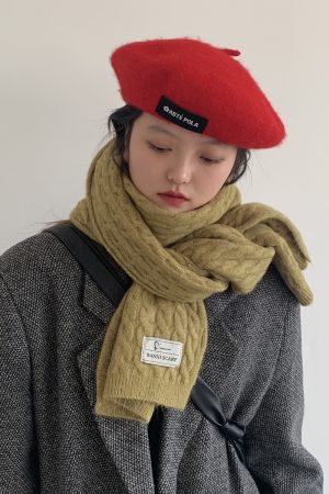 Women's Wool Scarf - 2025 Winter High-End Imitation Cashmere Warm Korean Style Versatile Neck Gaiter in Green