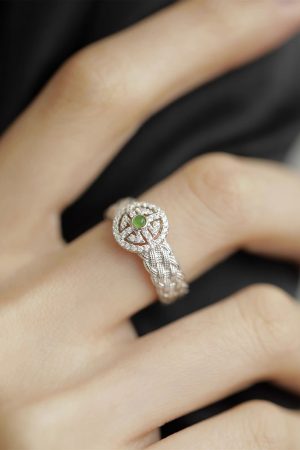 Woven Jade Stone Lace Ring for Women - High-End Light Luxury Fashion Accessory, Personalized Index Finger Design