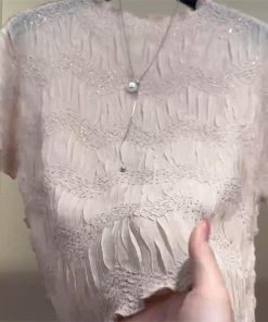 Wrinkle-Resistant Slimming Short-Sleeve Women's Top - Breathable Skin-Friendly Fabric for Effortless Style