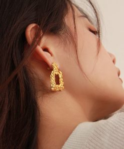 Wrinkled Texture French High-Fashion Square Pendant Gold Earrings - Retro Niche Trendy Hypoallergenic Jewelry