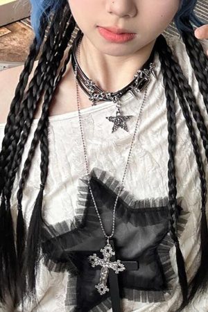 Y2K Gothic Girl Cross Necklace Leather Choker Neck Chain Sweet Cool Sweatshirt Clavicle Accessory for Bold Style