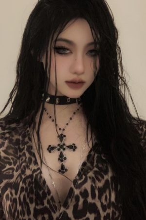 Y2K Gothic Punk Layered Clavicle Chain Necklace - Cross Choker Sweater Accessory for Edgy Style