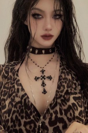 Y2K Gothic Punk Layered Clavicle Chain Necklace - Cross Choker Sweater Accessory for Edgy Style