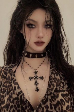 Y2K Gothic Punk Layered Clavicle Chain Necklace - Cross Choker Sweater Accessory for Edgy Style