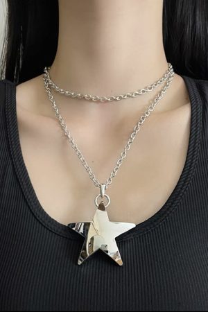 Y2K Metal Heart Necklace for Spicy Girls, Clavicle Sweater Chain & Star Girl Waist Chain Accessory, Niche Design Fashion Jewelry