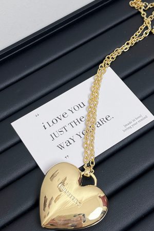 Y2K Metal Heart Necklace for Spicy Girls, Clavicle Sweater Chain & Star Girl Waist Chain Accessory, Niche Design Fashion Jewelry