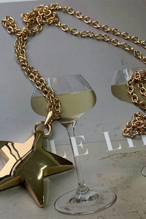 Y2K Metal Heart Necklace for Spicy Girls, Clavicle Sweater Chain & Star Girl Waist Chain Accessory, Niche Design Fashion Jewelry
