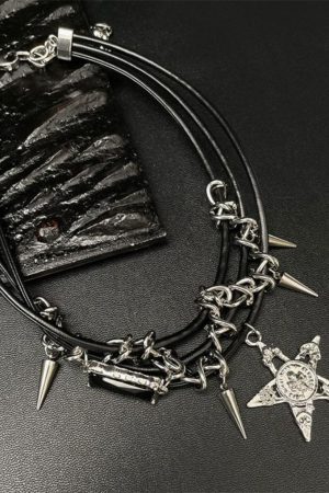 Y2K Multi-Layered Star Studded Choker Necklace - Trendy Dark Sweet Clavicle Chain for Spicy Girl Subculture Style