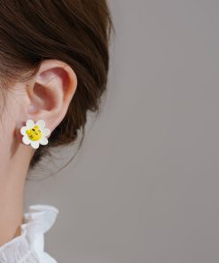 Year of the Tiger Floral Earrings - Unique Design for New Year Celebrations, Niche Style with Gentle Temperament