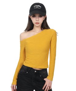 Yellow Off-Shoulder Long Sleeve T-Shirt for Women - Slim Fit Flattering Base Layer, Spring 2025 Korean Style Top