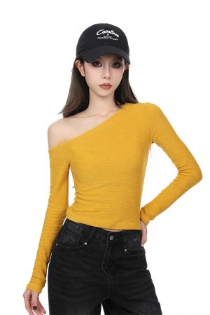 Yellow Off-Shoulder Long Sleeve T-Shirt for Women - Slim Fit Flattering Base Layer, Spring 2025 Korean Style Top