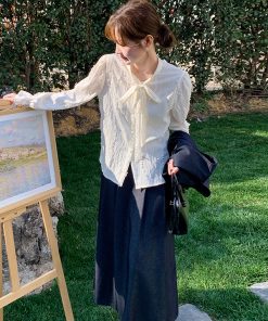 Youthful Spring Outfit Set: Vest, Skirt & Shirt for a Chic Casual Look - Stylish Fashion for Effortless Everyday Wear